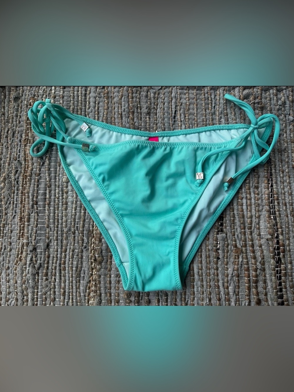 Like New- Victoria’s Secret Side-Tie Bikini Bottoms - Size Medium